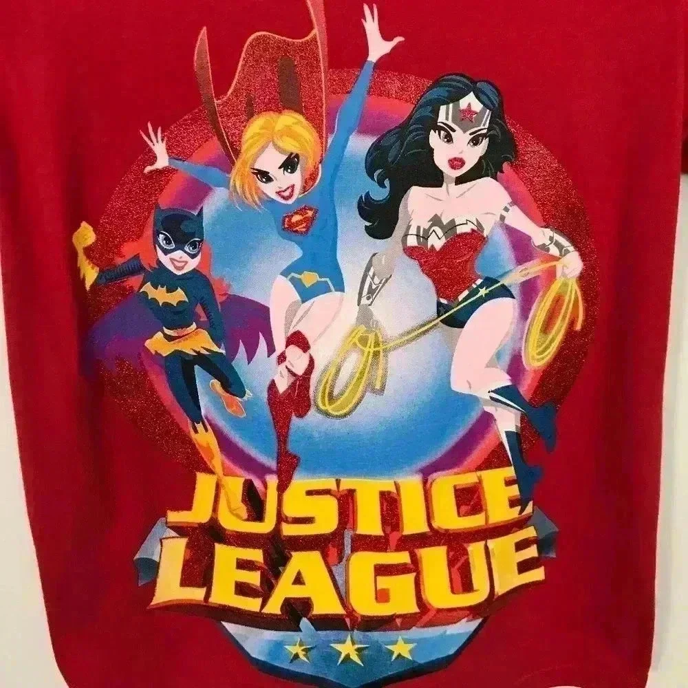 Justice League Female Heroes Red XL T-Shirt - Picture 3 of 5